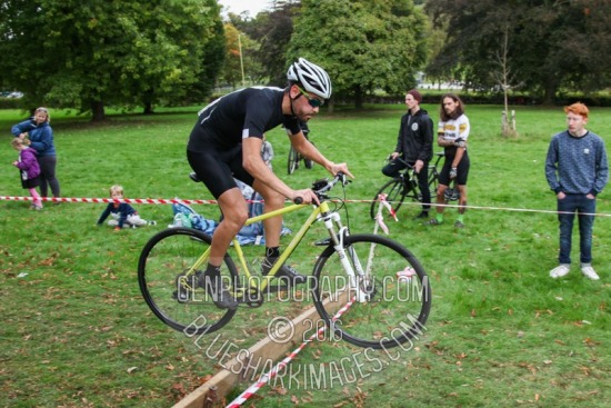 CXL2016-04058.jpg CXL 2016/17 Round 3 - Hemel Hempstead 16 CXL Round 2,Cyclo-cross,Hemel Hempstead,bicycle,bike,cycling,cyclocross,racing,sport,