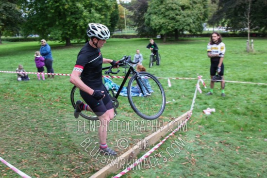 CXL2016-04064.jpg CXL 2016/17 Round 3 - Hemel Hempstead 16 CXL Round 2,Cyclo-cross,Hemel Hempstead,bicycle,bike,cycling,cyclocross,racing,sport,