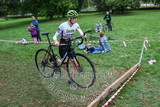 CXL2016-04069.jpg CXL 2016/17 Round 3 - Hemel Hempstead 16 CXL Round 2,Cyclo-cross,Hemel Hempstead,bicycle,bike,cycling,cyclocross,racing,sport,