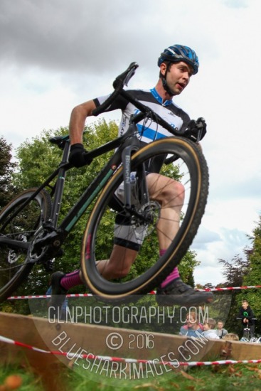CXL2016-04037.jpg CXL 2016/17 Round 3 - Hemel Hempstead 16 CXL Round 2,Cyclo-cross,Hemel Hempstead,bicycle,bike,cycling,cyclocross,racing,sport,