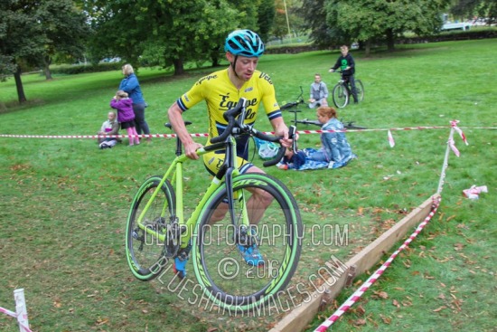 CXL2016-04070.jpg CXL 2016/17 Round 3 - Hemel Hempstead 16 CXL Round 2,Cyclo-cross,Hemel Hempstead,bicycle,bike,cycling,cyclocross,racing,sport,