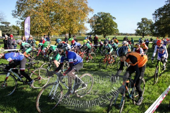 CXL2017-11354.jpg CXL 2017 Round 7 - Shuttleworth 06 