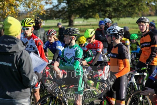 CXL2017-11345.jpg CXL 2017 Round 7 - Shuttleworth 06 